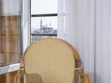 Hali Hotel Estambul 3*,