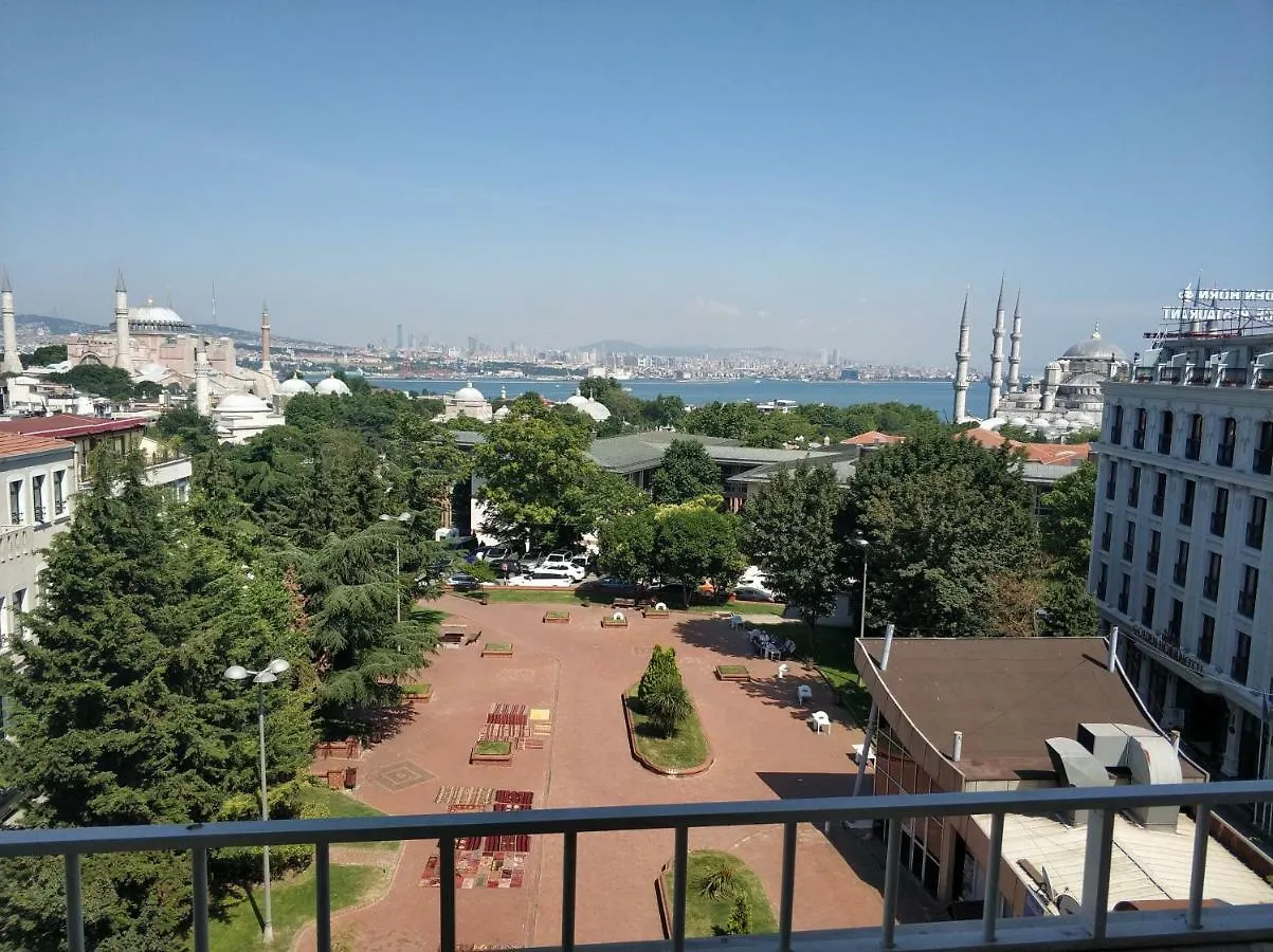 Hali Hotel Istanboel