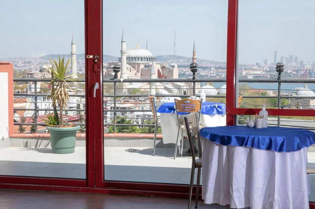 Hali Hotel Istanbul 3*,